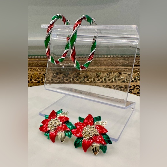 2 Prs Christmas Earrings - Red/Green/Gold/Silver Enamel Costume Jewelry - VGVC - Picture 7 of 17